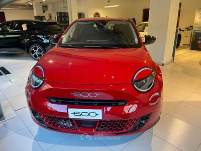 Fiat 600 600 Hybrid 110 CV DCT MHEV Pop usata Milano