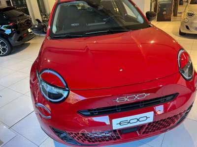 Fiat 600 600 Hybrid 110 CV DCT MHEV Pop usata Milano