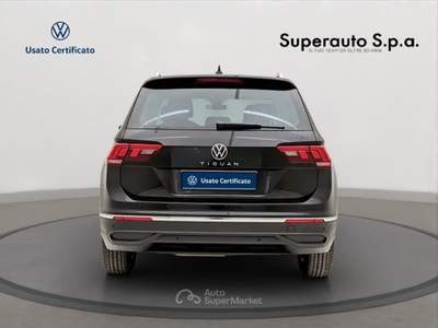 Volkswagen Tiguan 2.0 TDI 150 CV SCR DSG Life Nero usata Padova