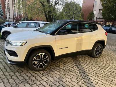 Jeep Compass Compass 1.5 Turbo T4 130 CV MHEV 2WD Altitude Bianco usata Milano