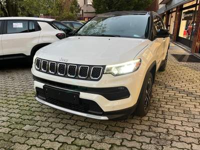 Jeep Compass Compass 1.5 Turbo T4 130 CV MHEV 2WD Altitude Bianco usata Milano