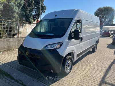 Peugeot Boxer Boxer 335 2.2 BlueHDi 140 S&S PLM-TM Furgone (IVA ESCL.) Bianco usata Milano