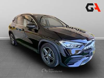 Mercedes-Benz GLA GLA 200 d Automatic Premium Nero usata Ercolano