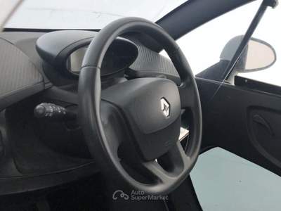 Renault Twizy Renault Twizy * NECESSARI 16 ANNI E PATENTE B1* Bianco usata Bastia Umbra
