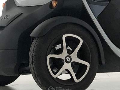 Renault Twizy Renault Twizy * NECESSARI 16 ANNI E PATENTE B1* Bianco usata Bastia Umbra