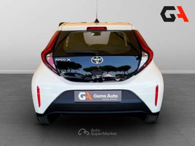 Toyota Aygo 1.0 VVT-i 72 CV 5 porte Active S-CVT Bianco usata Ercolano