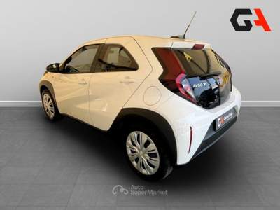 Toyota Aygo 1.0 VVT-i 72 CV 5 porte Active S-CVT Bianco usata Ercolano