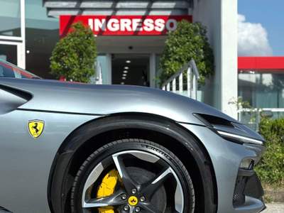 Ferrari Purosangue Grigio Titanio - Tetto Panoramico - Vettura reale presente nel nostro showroom - Full Carbon - Surround - IVA Esposta Grigio usata Bastia Umbra
