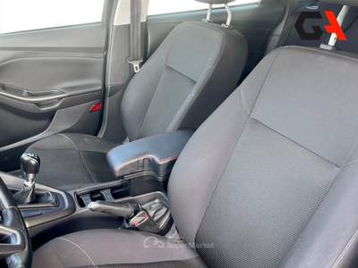 Ford Focus Focus 1.5 TDCi 120 CV Start&Stop SW Business Grigio usata Ercolano