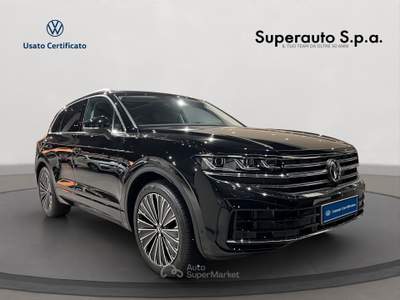 Volkswagen Touareg 3.0 V6 TSI eHybrid Elegance Nero usata Padova