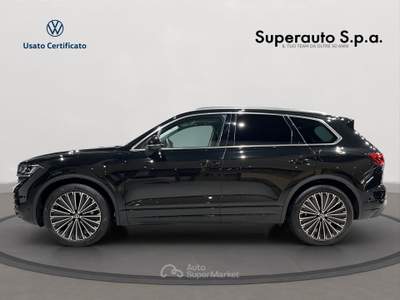 Volkswagen Touareg 3.0 V6 TSI eHybrid Elegance Nero usata Padova