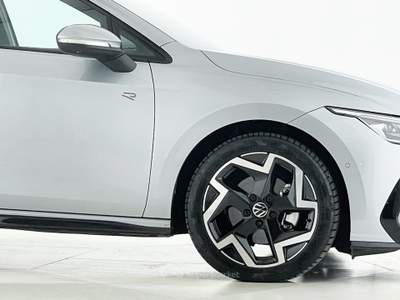 Volkswagen Golf Golf 2.0 TDI 150 CV DSG SCR R-Line Grigio usata Bastia Umbra