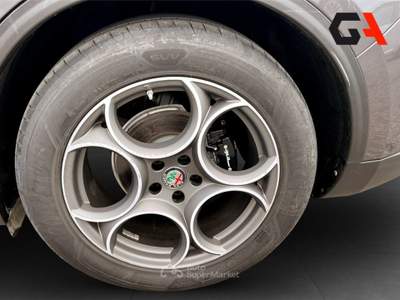 Alfa Romeo Stelvio Stelvio 2.2 Turbodiesel 190 CV AT8 Q4 Sprint Grigio usata Ercolano