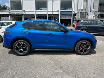 Alfa Romeo Stelvio Stelvio 2.2 Turbodiesel 210 CV AT8 Q4 Veloce Blu/Azzurro usata Milano