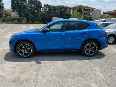 Alfa Romeo Stelvio Stelvio 2.2 Turbodiesel 210 CV AT8 Q4 Veloce Blu/Azzurro usata Milano