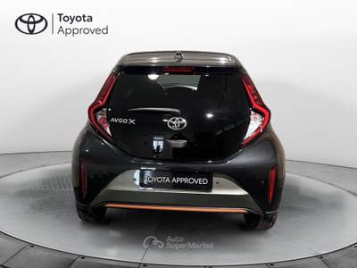 Toyota Aygo Aygo X 1.0 VVT-i 72 CV 5 porte Limited Air S-CVT Verde usata Milano