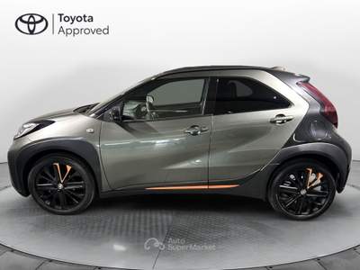 Toyota Aygo Aygo X 1.0 VVT-i 72 CV 5 porte Limited Air S-CVT Verde usata Milano
