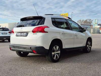 Peugeot 2008 1.6 BlueHDi 75 Active Bianco usata Cento