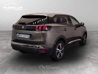 Peugeot 3008 1.5 BlueHDi Allure EAT Grigio usata Lucca
