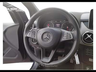 Mercedes-Benz Classe B 180 D Executive Next 7G-DCT Blu/Azzurro usata Lucca