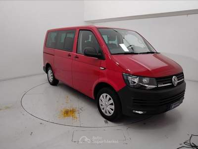 Volkswagen Caravelle T6  2.0 tdi 150cv 3.0t Comf. 4m. p.c. E6 Rosso usata Lucca