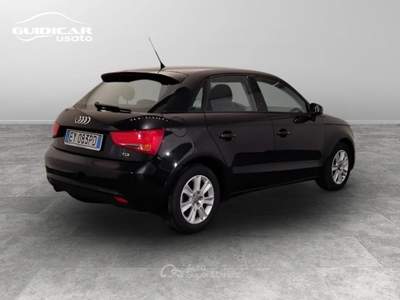 Audi A1 1.6 TDI Attraction Nero usata Lucca