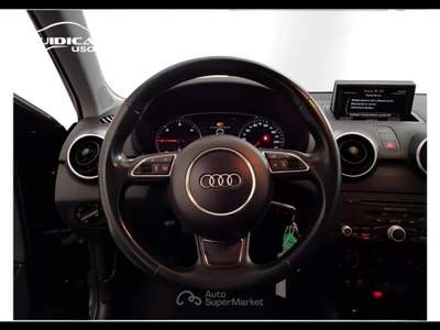 Audi A1 1.6 TDI Attraction Nero usata Lucca
