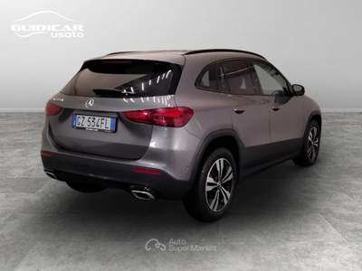 Mercedes-Benz GLA 200 D Progressive Advanced 8G-DCT Grigio usata Lucca