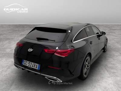 Mercedes-Benz CLA 200 D Premium 8G-DCT Nero usata Lucca