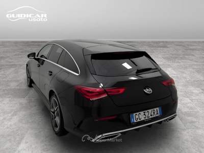 Mercedes-Benz CLA 200 D Premium 8G-DCT Nero usata Lucca