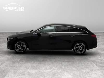 Mercedes-Benz CLA 200 D Premium 8G-DCT Nero usata Lucca