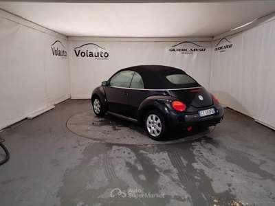 Volkswagen New Beetle 1.6 Nero usata Lucca