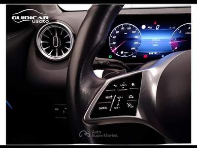 Mercedes-Benz Classe GLB 200 D Progressive Advanced Plus 8G-DCT Grigio usata Lucca