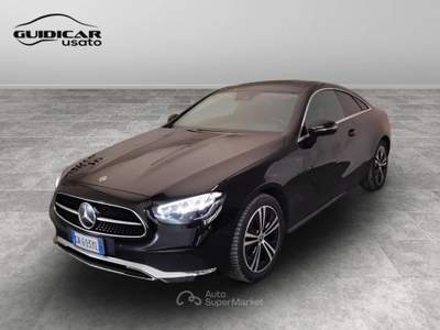 Mercedes-Benz Classe E 220 D Business Sport 4Matic 9G-Tronic Plus Nero usata Lucca