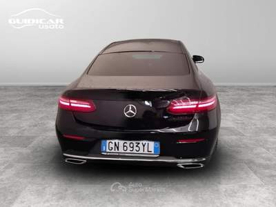 Mercedes-Benz Classe E 220 D Business Sport 4Matic 9G-Tronic Plus Nero usata Lucca