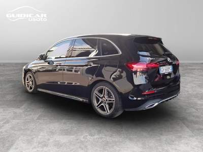 Mercedes-Benz Classe B 180 Advanced Plus AMG Line 7G-DCT Nero usata Lucca