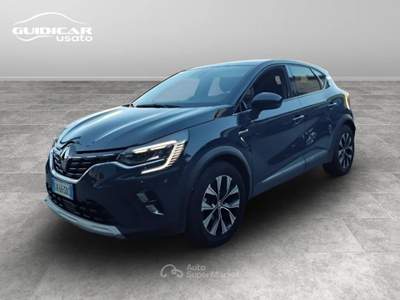 Renault Captur 1.6 Hybrid Techno E-Tech Auto Blu/Azzurro usata Lucca