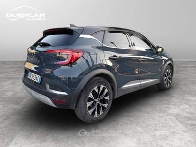 Renault Captur 1.6 Hybrid Techno E-Tech Auto Blu/Azzurro usata Lucca