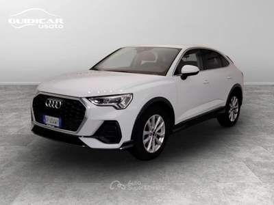 Audi Q3 35 2.0 TDI Business Plus S tronic Bianco usata Lucca
