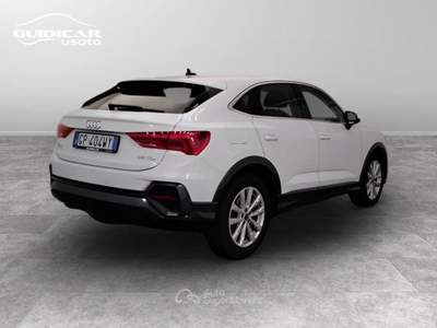 Audi Q3 35 2.0 TDI Business Plus S tronic Bianco usata Lucca