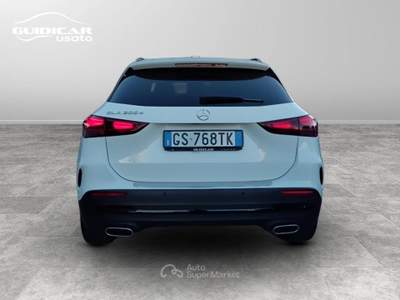 Mercedes-Benz GLA 200 D AMG Line Advanced Plus 8G-DCT Bianco usata Lucca