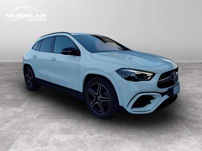 Mercedes-Benz GLA 200 D AMG Line Advanced Plus 8G-DCT Bianco usata Lucca