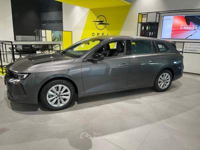 Opel Astra Astra SW Hybrid 145 CV DCT6 Edition Grigio usata Milano
