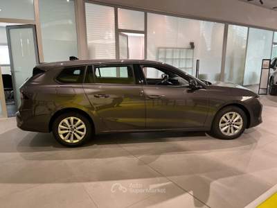 Opel Astra Astra SW Hybrid 145 CV DCT6 Edition Grigio usata Milano