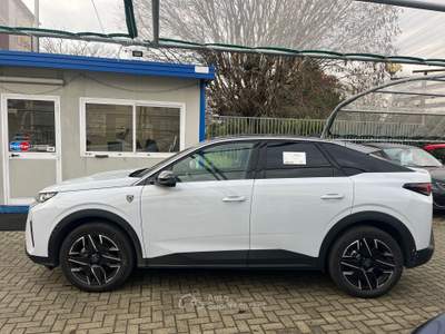 Peugeot 3008 3008 Hybrid 145 e-DCS6 GT Bianco usata Milano