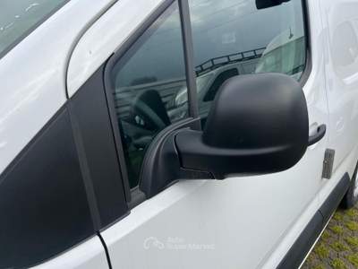 Peugeot Partner Partner BlueHDi 100 S&S PC Furgone Premium (IVA ESCL) usata Milano