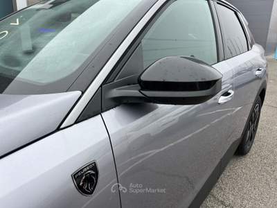 Peugeot 3008 3008 Hybrid 145 e-DCS6 GT Grigio usata Milano