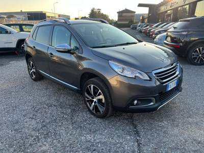 Peugeot 2008 BlueHDi 120 S&S Féline Nero usata Milano