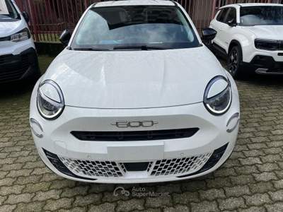 Fiat 600 600 Hybrid 110 CV DCT MHEV Icon Bianco usata Milano