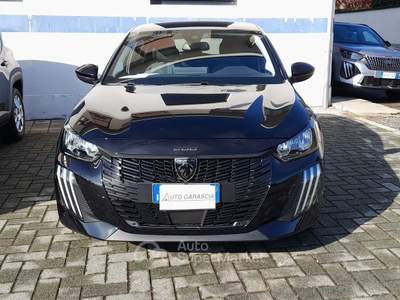 Peugeot 208 208 1.2 puretech Allure Nero usata Vanzaghello